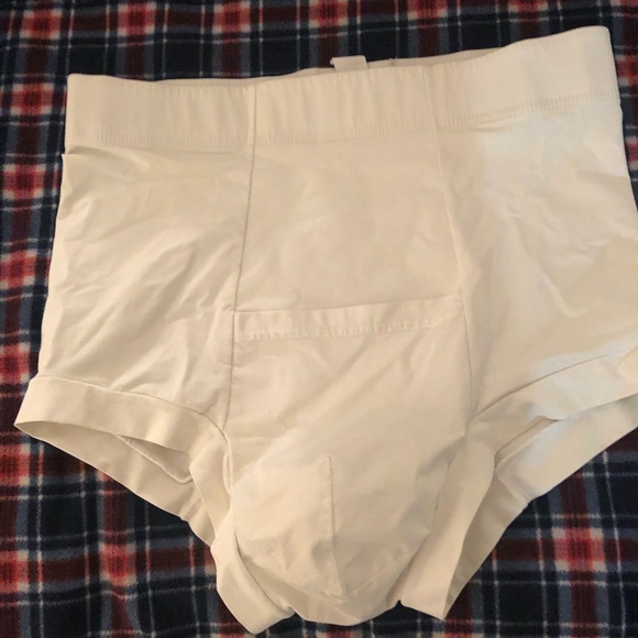 Men’s high rise pouch front control briefs. ML - Picture 5 of 5